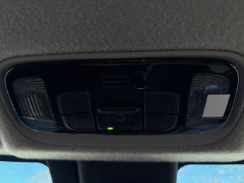 Toyota Yaris 1.5 VVT-h Design Hatchback 5dr Petrol Hybrid E-CVT Euro 6 (s/s) 