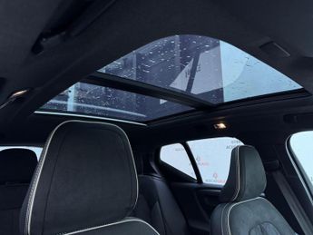 Volvo XC40 2.0 D3 R-Design Auto Euro 6 (s/s) 5dr