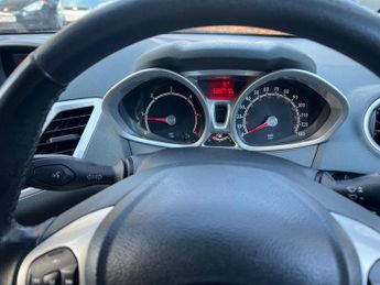 Ford Fiesta 1.6 TDCi DPF Titanium 5dr