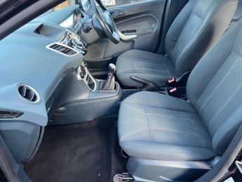 Ford Fiesta 1.6 TDCi DPF Titanium 5dr