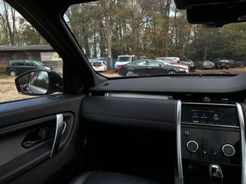 Land Rover Discovery Sport 1.5 P300e 12.2kWh Urban Edition Auto 4WD Euro 6 (s/s) 5dr