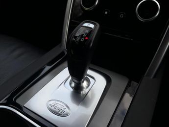 Land Rover Discovery Sport 1.5 P300e 12.2kWh Urban Edition Auto 4WD Euro 6 (s/s) 5dr