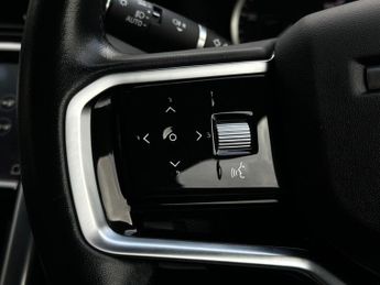 Land Rover Discovery Sport 1.5 P300e 12.2kWh Urban Edition Auto 4WD Euro 6 (s/s) 5dr