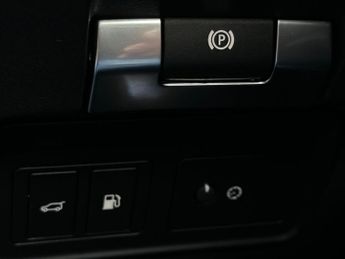 Land Rover Discovery Sport 1.5 P300e 12.2kWh Urban Edition Auto 4WD Euro 6 (s/s) 5dr