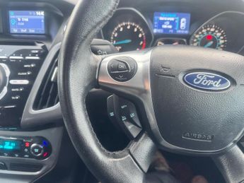 Ford Focus 1.6 Titanium Powershift Euro 5 5dr