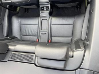 BMW 3 Series 3.0 330d SE Auto Euro 5 2dr