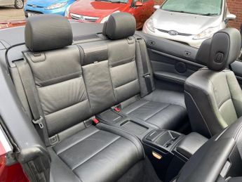 BMW 3 Series 3.0 330d SE Auto Euro 5 2dr