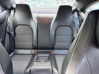 Mercedes-Benz C Class 2.1 C250 CDI BlueEfficiency AMG Sport G-Tronic+ Euro 5 (s/s) 2dr