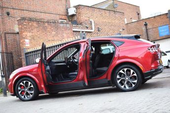 Ford Mustang Mach-E Extended Range 91kWh First Edition AWD 5dr