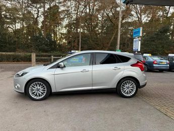 Ford Focus 1.6 Zetec Powershift Euro 5 5dr