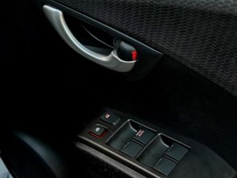 Honda Jazz 1.4 i-VTEC ES CVT Euro 5 5dr