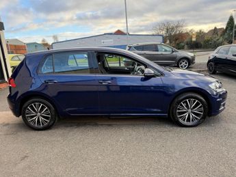Volkswagen Golf 1.4 TSI BlueMotion Tech SE Nav DSG Euro 6 (s/s) 5dr