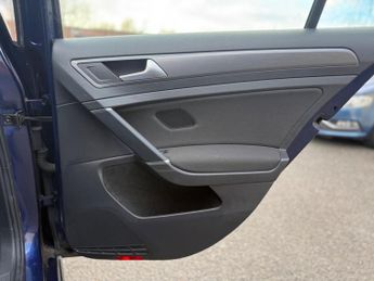 Volkswagen Golf 1.4 TSI BlueMotion Tech SE Nav DSG Euro 6 (s/s) 5dr