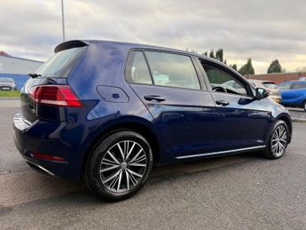 Volkswagen Golf 1.4 TSI BlueMotion Tech SE Nav DSG Euro 6 (s/s) 5dr