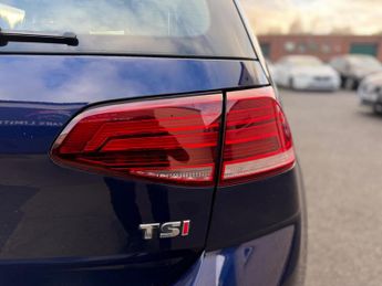 Volkswagen Golf 1.4 TSI BlueMotion Tech SE Nav DSG Euro 6 (s/s) 5dr