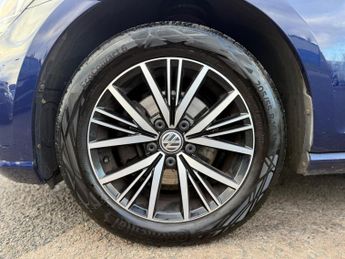 Volkswagen Golf 1.4 TSI BlueMotion Tech SE Nav DSG Euro 6 (s/s) 5dr