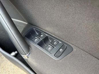 Volkswagen Golf 1.4 TSI BlueMotion Tech SE Nav DSG Euro 6 (s/s) 5dr