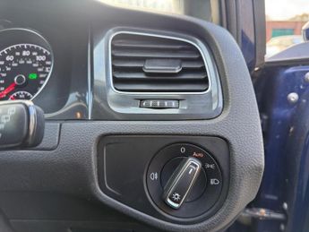 Volkswagen Golf 1.4 TSI BlueMotion Tech SE Nav DSG Euro 6 (s/s) 5dr