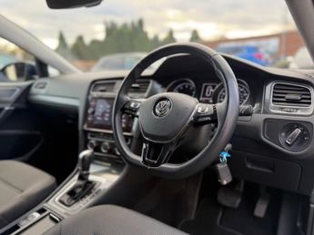Volkswagen Golf 1.4 TSI BlueMotion Tech SE Nav DSG Euro 6 (s/s) 5dr