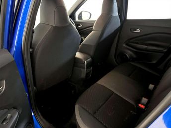 Nissan Juke 1.0 DIG-T N-Connecta Euro 6 (s/s) 5dr