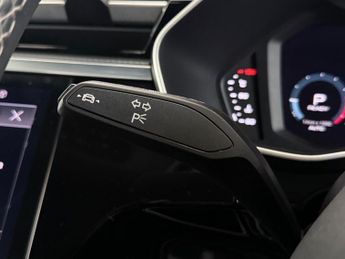 Audi Q3 1.5 TFSI CoD 35 S line S Tronic Euro 6 (s/s) 5dr