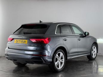 Audi Q3 1.5 TFSI CoD 35 S line S Tronic Euro 6 (s/s) 5dr
