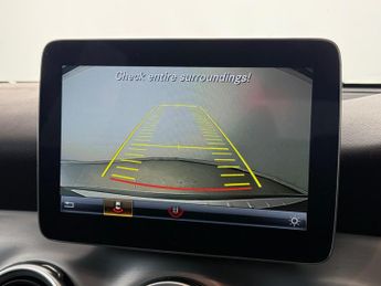 Mercedes-Benz GLA 1.6 GLA200 AMG Line 7G-DCT Euro 6 (s/s) 5dr