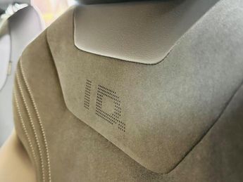 Volkswagen ID.4 Pure 52kWh Life Auto 5dr