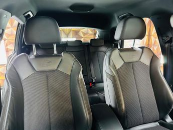 Audi Q3 1.5 TFSI CoD 35 S line S Tronic Euro 6 (s/s) 5dr