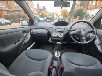 Toyota Yaris 1.3 VVT-i T Spirit 5dr