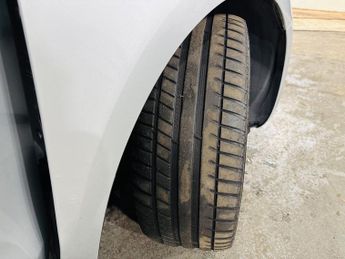 Audi A1 1.4 TFSI Sport Sportback S Tronic Euro 5 (s/s) 5dr