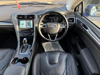 Ford Mondeo 2.0 TDCi Titanium Powershift Euro 6 (s/s) 5dr