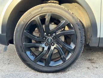 Land Rover Discovery Sport 2.0 TD4 HSE Black Auto 4WD Euro 6 (s/s) 5dr