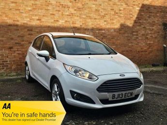 Ford Fiesta 1.0T EcoBoost Zetec Euro 5 (s/s) 5dr