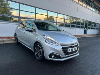 Peugeot 208 1.2 PureTech Allure Premium Euro 6 5dr