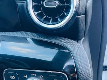 Mercedes-Benz A Class 1.5 A180d SE 7G-DCT Euro 6 (s/s) 5dr