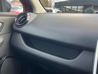 Renault Clio 1.5 dCi Dynamique MediaNav EDC Euro 5 5dr