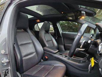 Mercedes-Benz GLA 2.0 GLA250 AMG Line (Premium Plus) 7G-DCT 4MATIC Euro 6 (s/s) 5d