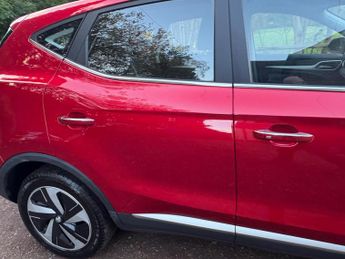 MG MG ZS 72.6kWh SE Long Range Auto 5dr