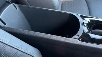 Toyota C-HR 1.8 VVT-h Dynamic CVT Euro 6 (s/s) 5dr