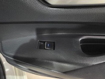 Toyota Corolla 1.8 VVT-h Icon Tech Touring Sports CVT Euro 6 (s/s) 5dr