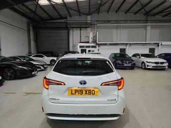 Toyota Corolla 1.8 VVT-h Icon Tech Touring Sports CVT Euro 6 (s/s) 5dr