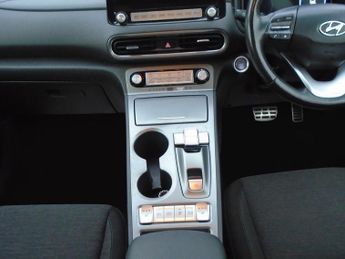 Hyundai KONA 39kWh Premium Auto 5dr (10.5kW Charger)