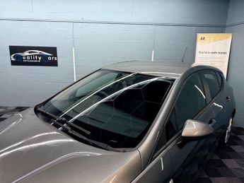 Vauxhall Astra 1.4i Turbo Design Auto Euro 6 (s/s) 5dr