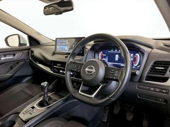 Nissan Qashqai 1.3 DIG-T MHEV N-Connecta Euro 6 (s/s) 5dr