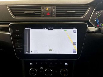 Skoda Superb 1.4 TSI iV 13kWh Laurin & Klement DSG Euro 6 (s/s) 5dr