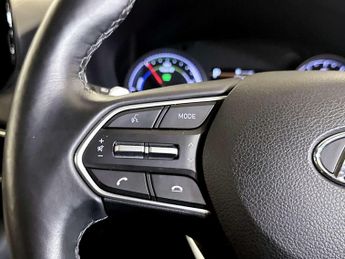 Hyundai Santa Fe 1.6 h T-GDi Premium Auto Euro 6 (s/s) 5dr