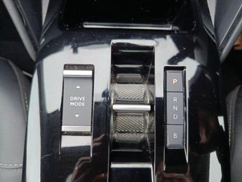 Citroen e-C4 50kWh Shine Plus Hatchback 5dr Electric Auto (136 ps)