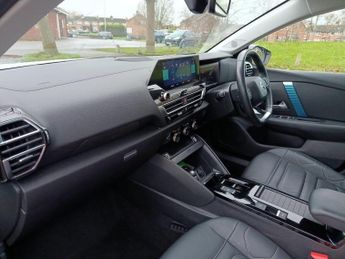Citroen e-C4 50kWh Shine Plus Hatchback 5dr Electric Auto (136 ps)