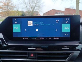 Citroen e-C4 50kWh Shine Plus Hatchback 5dr Electric Auto (136 ps)